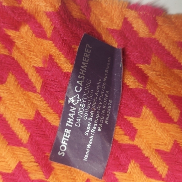 Softer than Cashmere David & Young Scarf - Picture 3 of 5